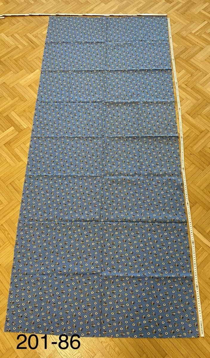 Tessuti: Blauer Stoff Blumenmuster ca 201-86cm (T:2) – Nuovo (secondo la descrizione) da Flawil venduto da sonnengeist 4