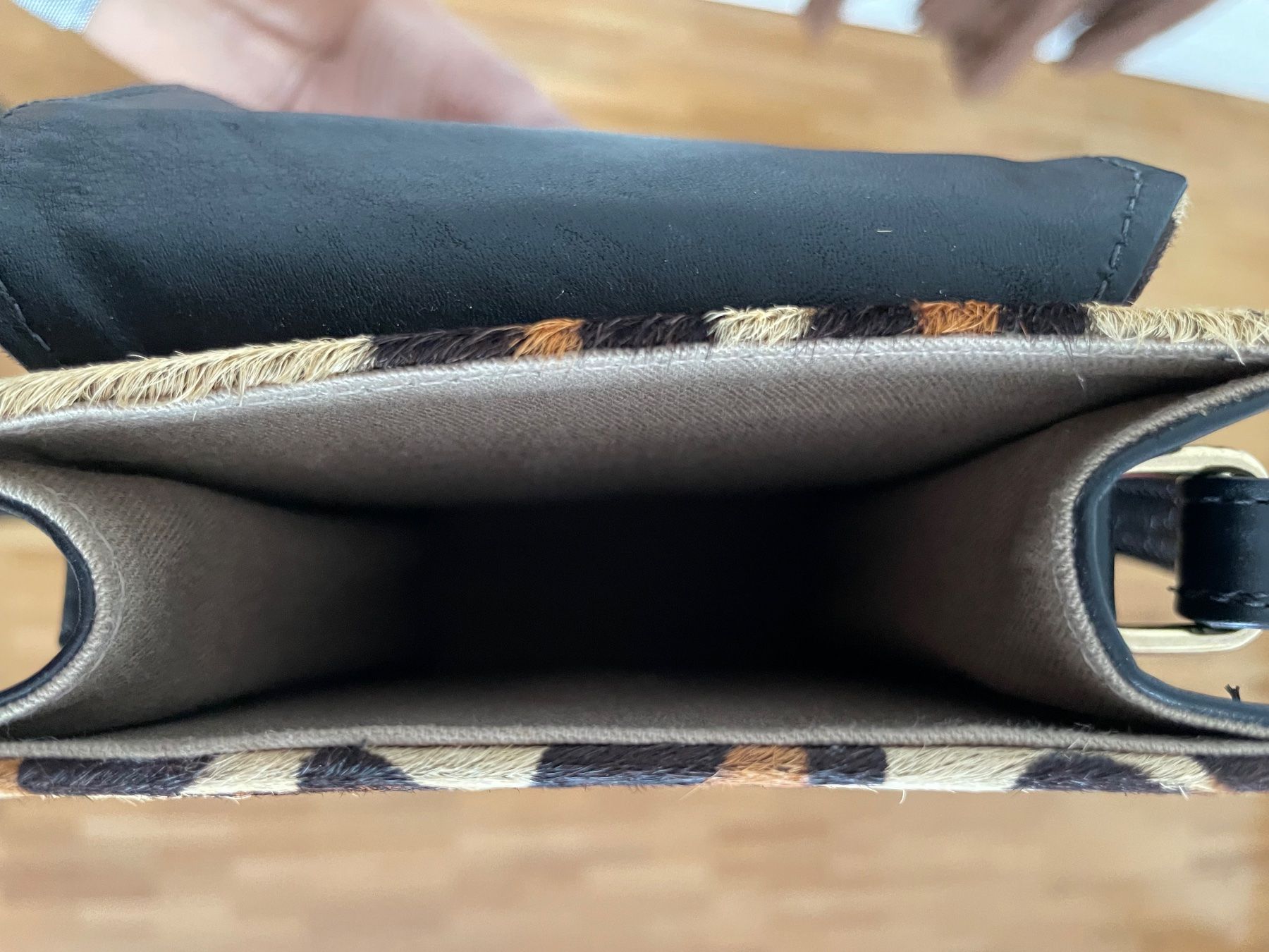 Borse da donna: Umhängetasche – Usato da Winterthur venduto da CamiStore 4