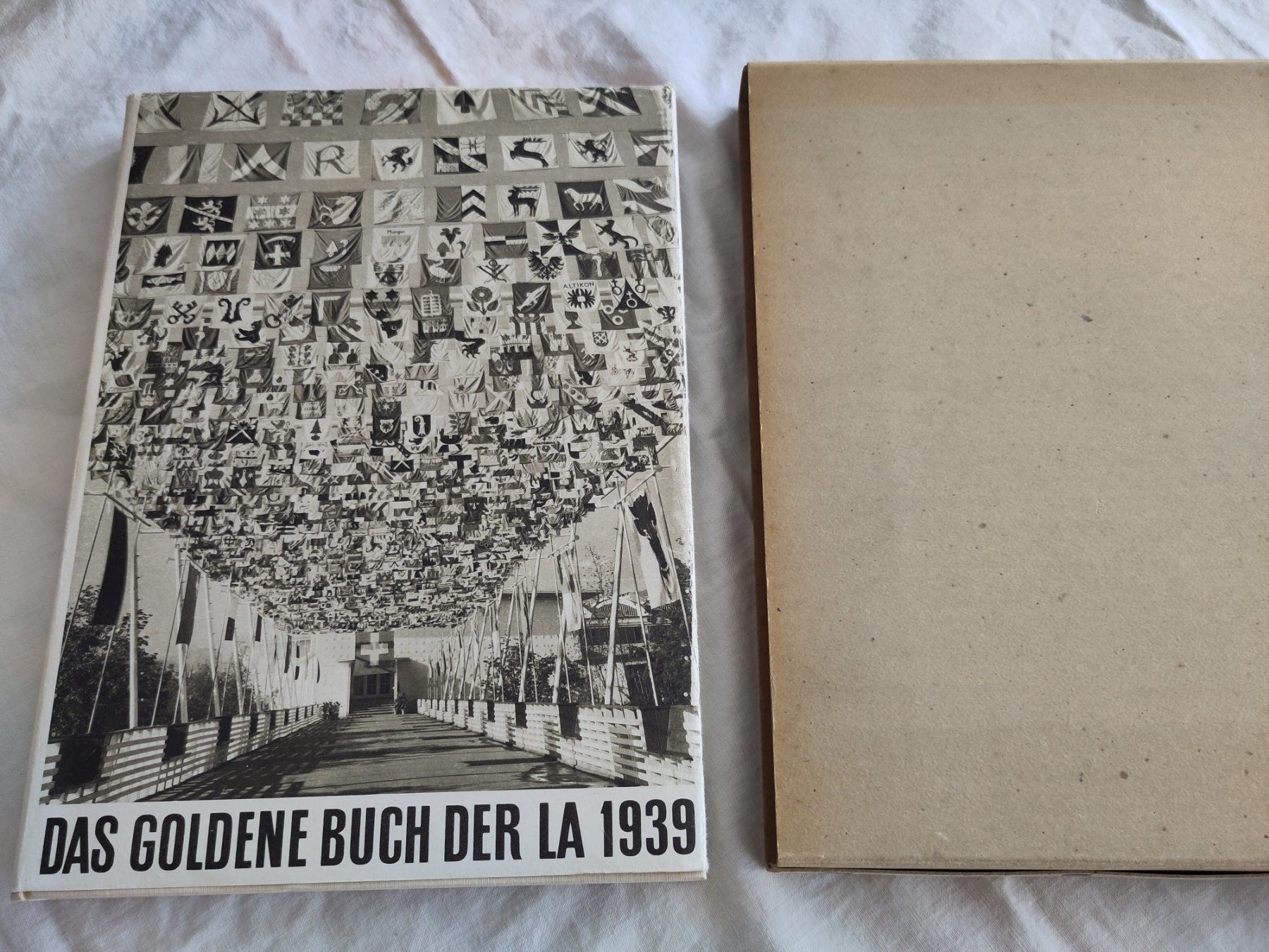 Libri: Das goldene Buch der LA 1939 – Usato da Zürich venduto da skr_rln9