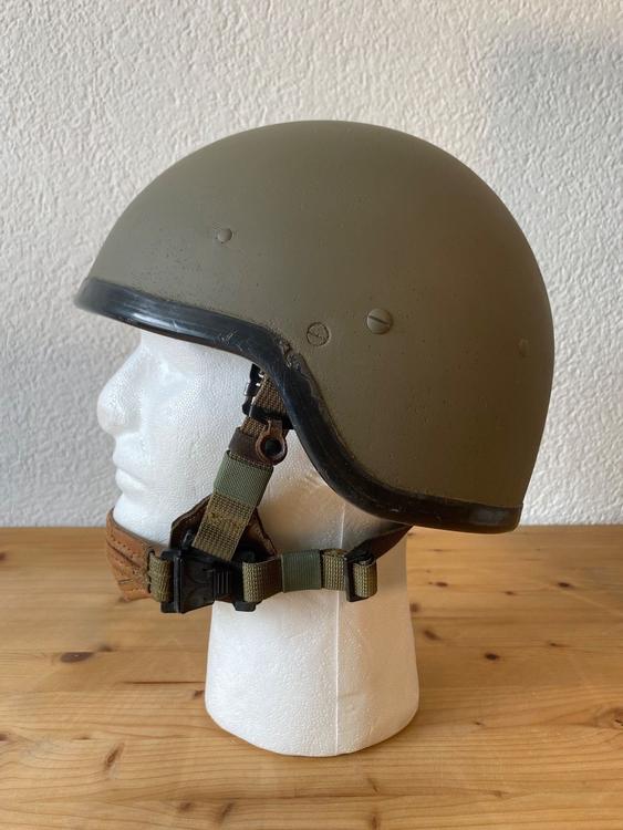 Militärhelm / Casque militaire / Casco militare - ORLITE M76