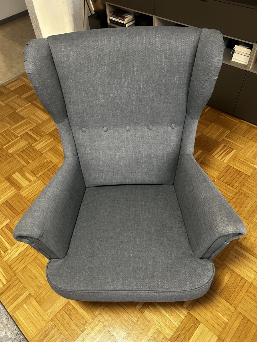 Ikea Poltrone: Ikae Grey Wingback Chair – Nuovo (secondo la descrizione) da Embrach venduto da cile3578