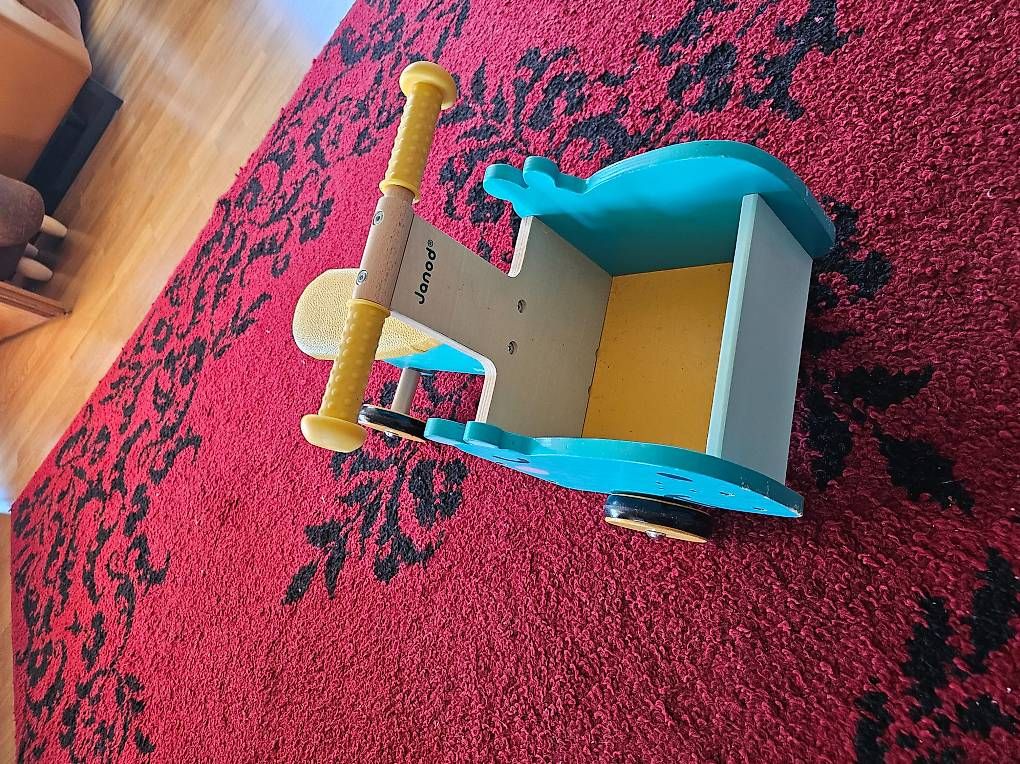Fahrzeuge für Kinder: Petit véhicule Hippo – Gebraucht aus Ste-Croix von gfamily 1