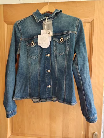Veste en jean ajustée Liu Jo — Taille M neuve avec étiquette