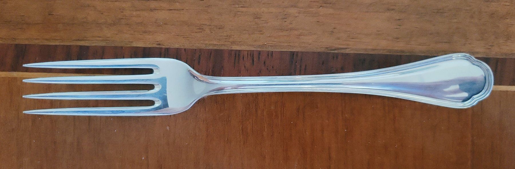Jezler Bestecksets: Jezler Besteck-Set: Messer Gabel Löffel – Gebraucht aus Muttenz von  4
