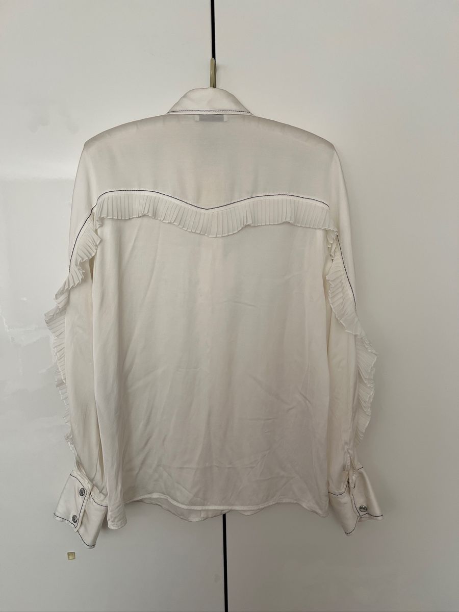 Sandro Camicette: LIKE NEW Sandro PURE VISCOSE Blouse, size 2 – Nuovo (secondo la descrizione) da Zürich venduto da SandroMaje 4