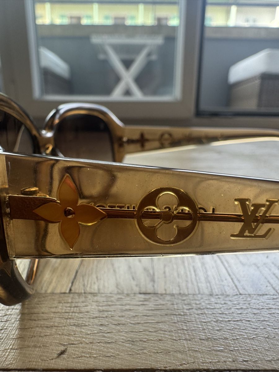 Louis Vuitton Occhiali & Lenti: Lunettes de soleil Louis Vuitton – Usato da Genève venduto da Cindylou.01 3