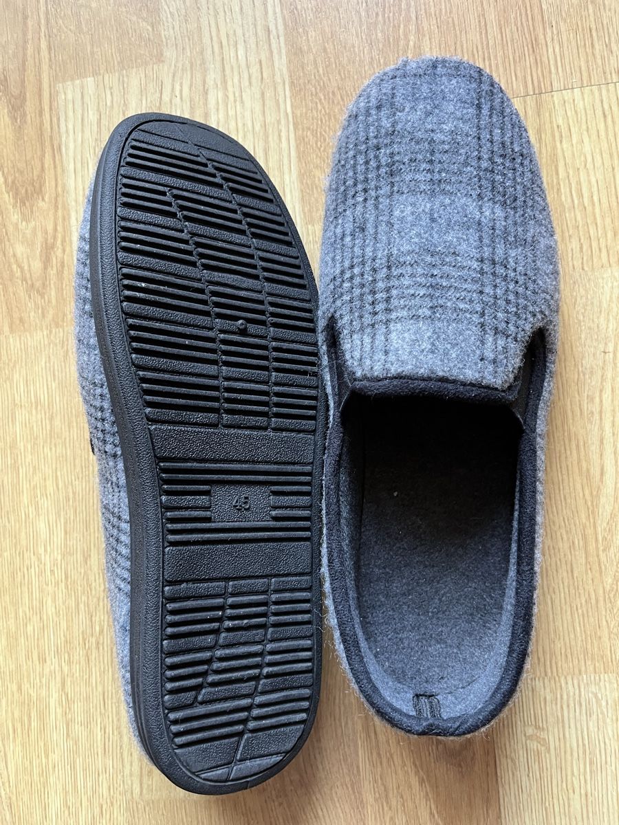 Scarpe da uomo: Warme Herren Hausschuhe, Grösse 45 – Nuovo (secondo la descrizione) da Bottenwil venduto da Guguseli014 1