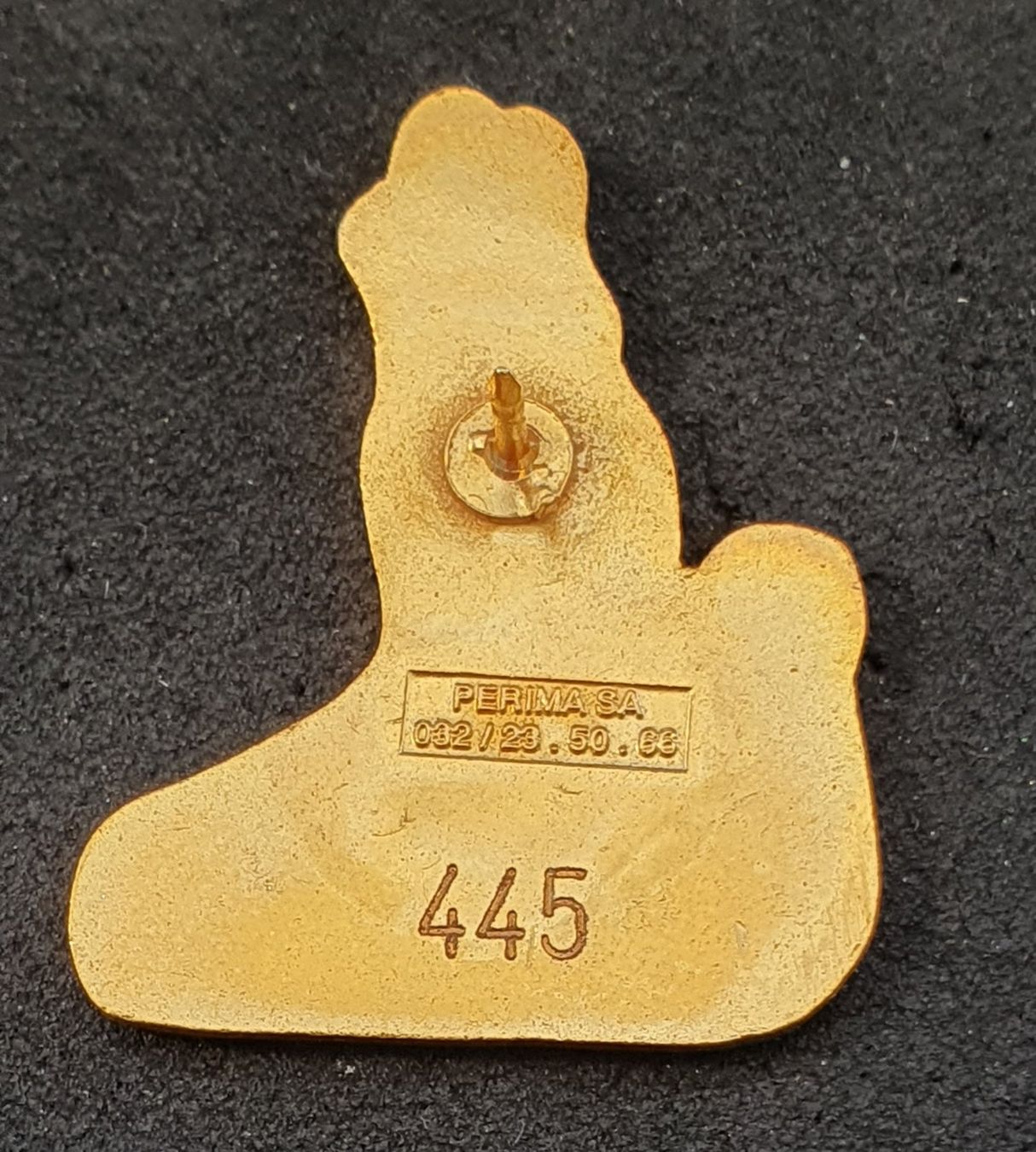 Placchette & Badge: CC619 - Pin Heide Hund  Nr. 445 – Usato da Reinach BL venduto da Boston-Verkauf 1