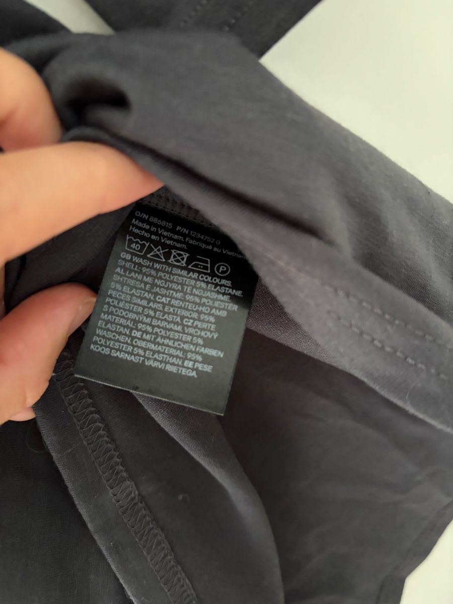 H&M Vestiti: Graues Kleid H&M Gr. S – Usato da Sevelen venduto da mar_gq8k 2
