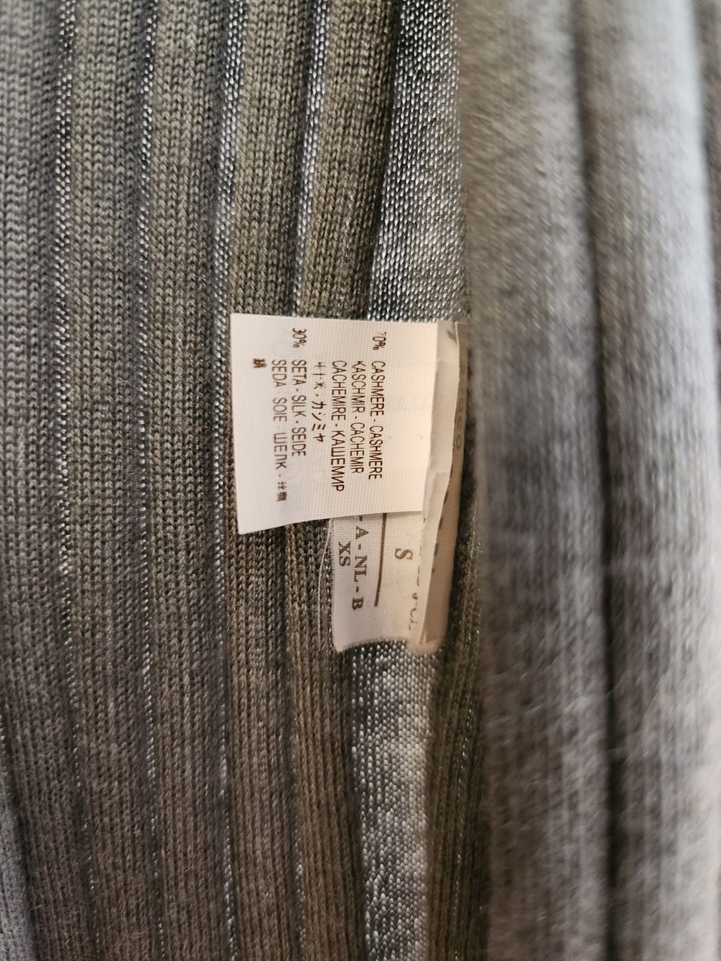 Brunello Cucinelli Maglioni & Felpe: Brunello cucinelli cashmere \S – Usato da Basel venduto da TIMELESS-FASHION 4