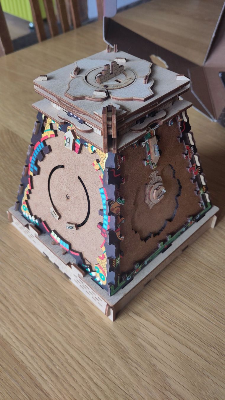Puzzles: CLUEPUZZLE: Die Sonnenpyramide – D'occasion à Wattwil par kleberrolle