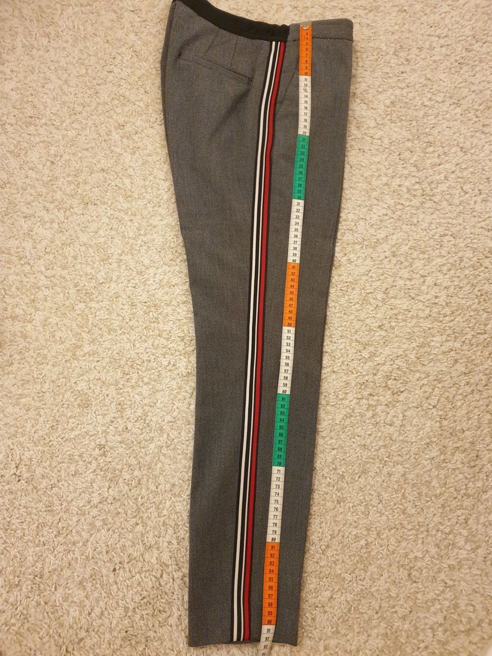 Zara Pantaloni: Pantalon, S, Zara, excellent état – Nuovo (secondo la descrizione) da Neuchâtel venduto da Verenas12 6
