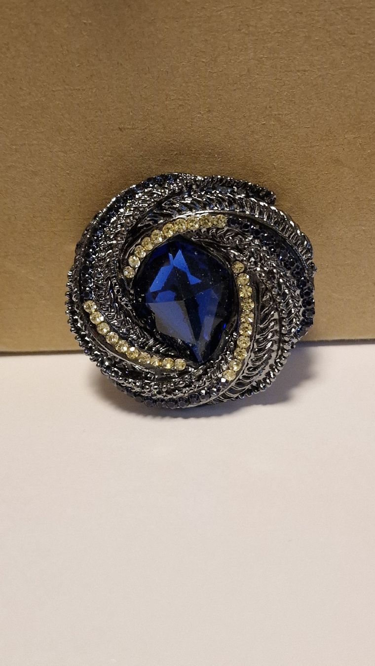 Spille & Fermagli: Edle Brosche mit blauem Stein – Schmuck – Nuovo (secondo la descrizione) da Herisau venduto da Antiques.AR