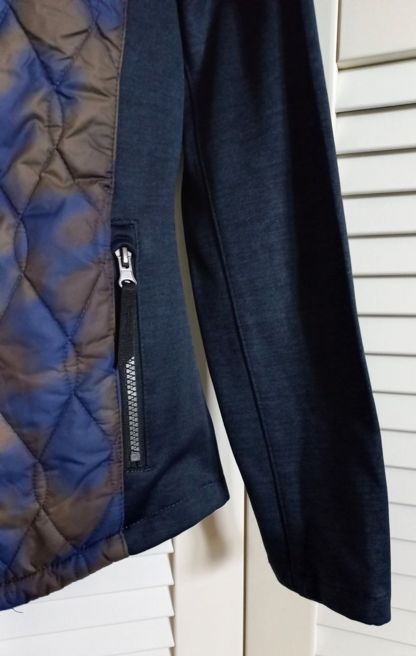 Jacken: Sportjacke von Rehall Gr. S/M – Gebraucht aus Bévilard von belkin 8