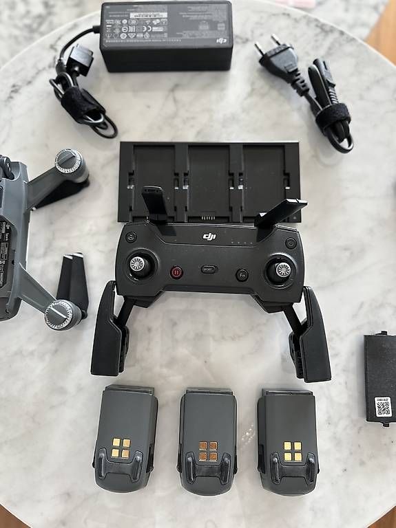 Modellismo RC: DJI Spark Fly More Combo Alpine White – Usato da Castagnola venduto da ste_w6fj 3