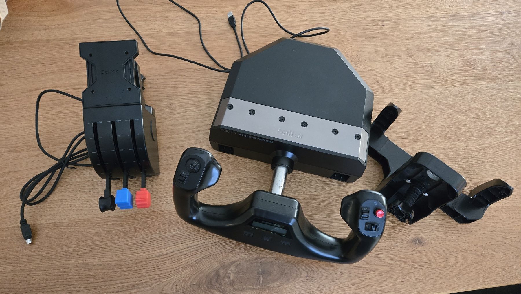 Logitech Controller: Logitech G Saitek Pro Flight Yoke System – Gebraucht aus Hausen am Albis von Nussbi31