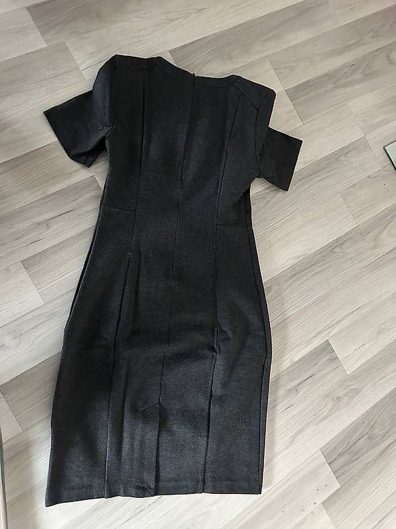 Vestiti: Neues Kleid tommy Hilfiger grösse 8 – Usato da Leuzigen venduto da nora999 1
