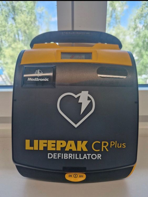 Defibrillator Kaufen auf Ricardo