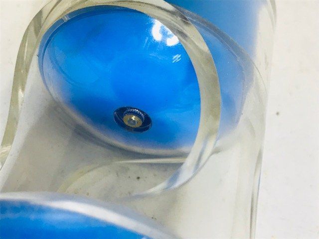 Accendini: Tisch Feuerzeug blau Plexiglas 70er "Penguin" – Difettoso da Zürich venduto da gigimai67 8