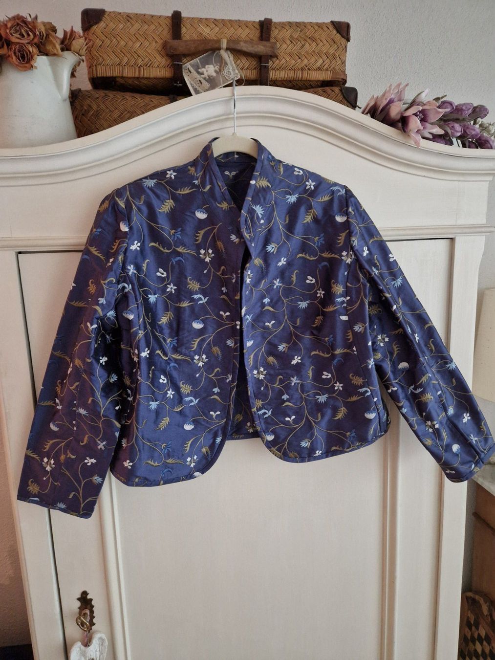 Jacken: Sehr schöne Jacke / Blazer mit Blumenmuster – Gebraucht aus Rütihof von SonneMondSterne1985 1