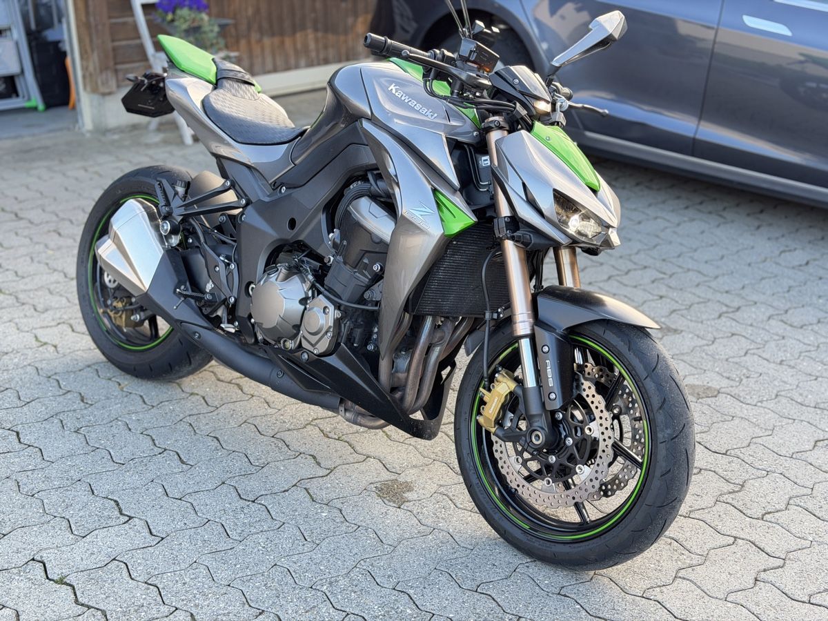 Kawasaki Strada: KAWASAKI Z1000 TOP ZUSTAND – Usato da Muhen venduto da Vito-Automobile 1
