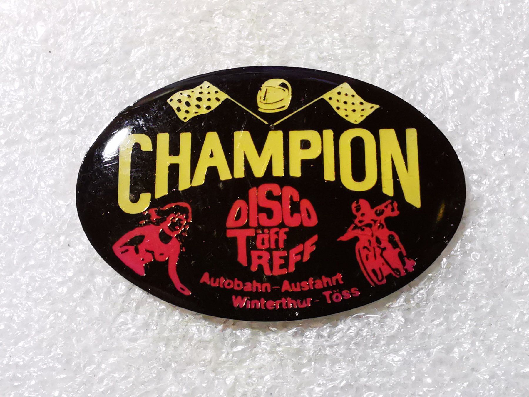 Placchette & Badge: Ansteckpin 77: Champion – Usato da Oppligen venduto da Pin-Fall-Shop