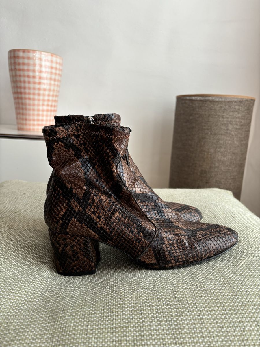 Aldo Damenschuhe: Aldo Stiefel in Schlangenleder Optik Gr. 38 – Gebraucht aus Bern von emski 1