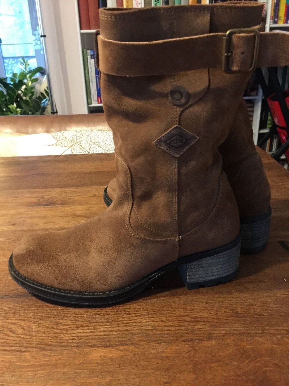 Damenschuhe: mittelbraune Wildleder-Boots, 37 – Neu (gemäss Beschreibung) aus Luzern von Buetzel19 4
