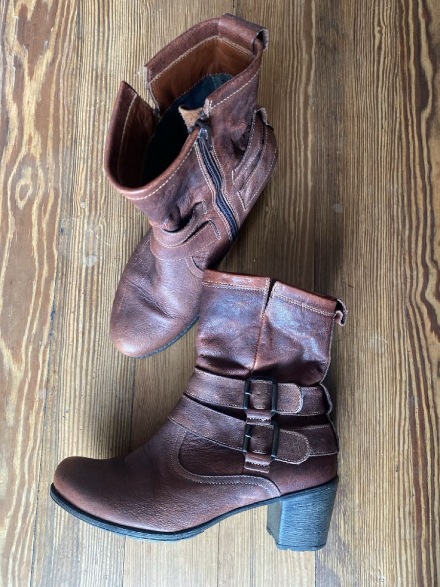 Think Scarpe da donna: Think bottines 37 – Usato da Neuchâtel venduto da malv