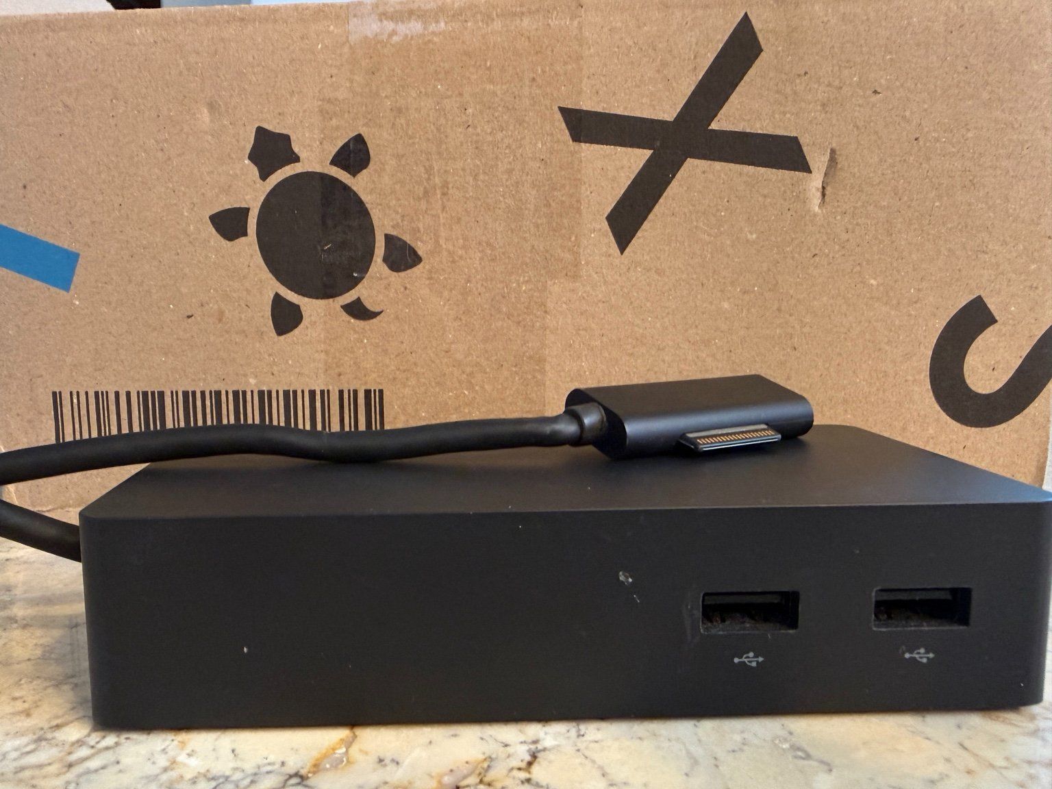 Microsoft Dockingstation: Microsoft Surface Dock 1661 inkl. Original-Netzteil 9 – Gebraucht aus Meilen von ssa_6s8r 2