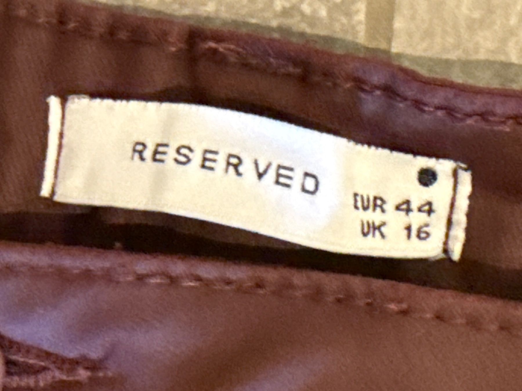 Hosen: Damen Hose Stretch Größe 44- feiner Lederlook – Gebraucht aus Amriswil von used2use 2