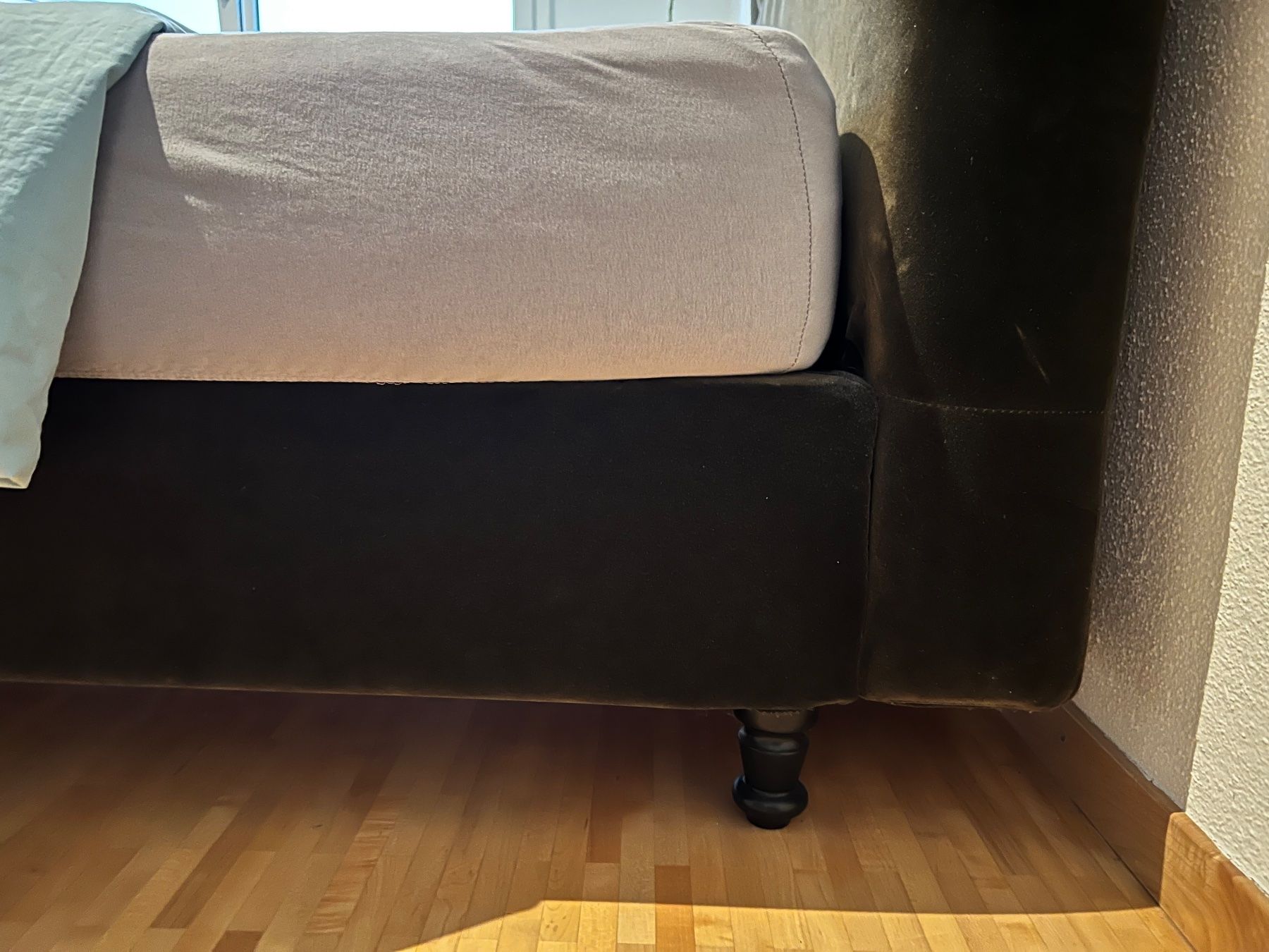 Betten: Verkaufe 160x200 m Bett – Gebraucht aus Baar von Ma_D1 3