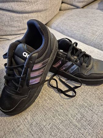 Basket adidas