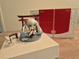 Snow Miku Crane Priestess Nendoroid (Vocaloid)