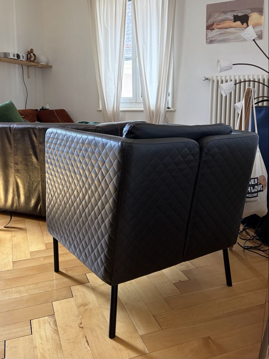 Ikea Poltrone: fauteuil noir – Nuovo (secondo la descrizione) da Lausanne venduto da anae.cn 1