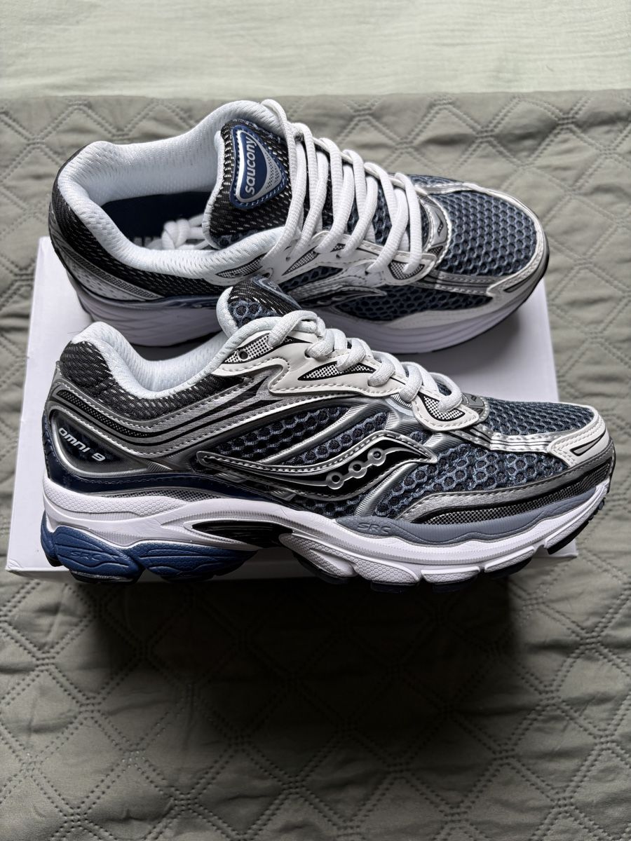 Saucony Scarpe da uomo: Baskets Saucony bleu marine – Nuovo e nell'imballaggio originale da Le Lignon venduto da hzrl 1