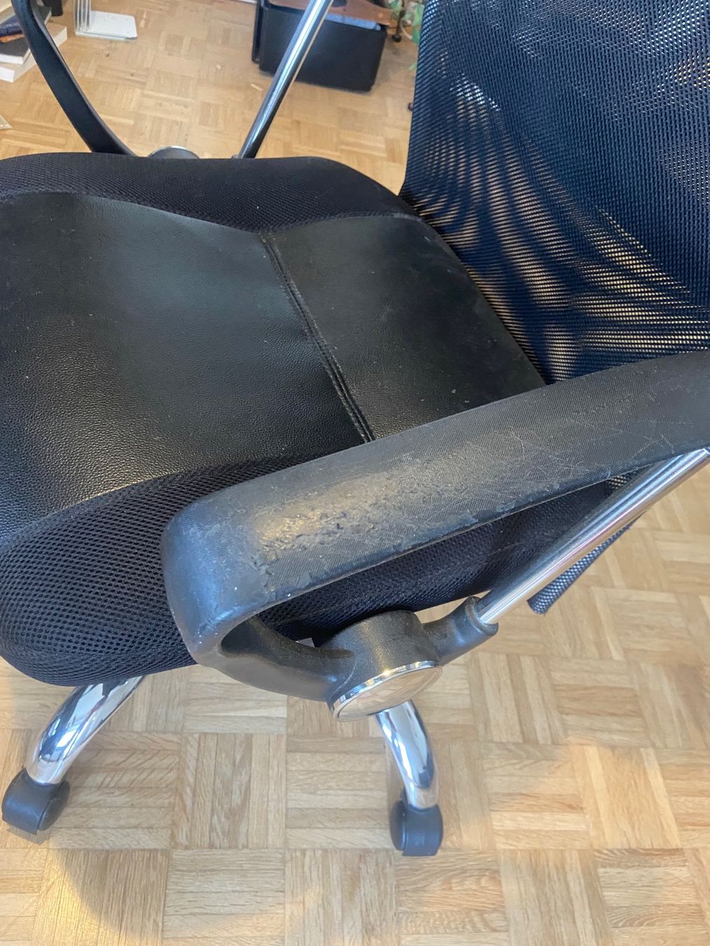 Sedie: Büro Drehstuhl – Usato da Meilen venduto da rowland534 1