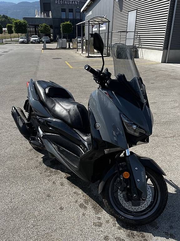 Yamaha Scooters: X max 125 Tech Max 2022 – Gebraucht aus Crassier von nse_k7yh 1