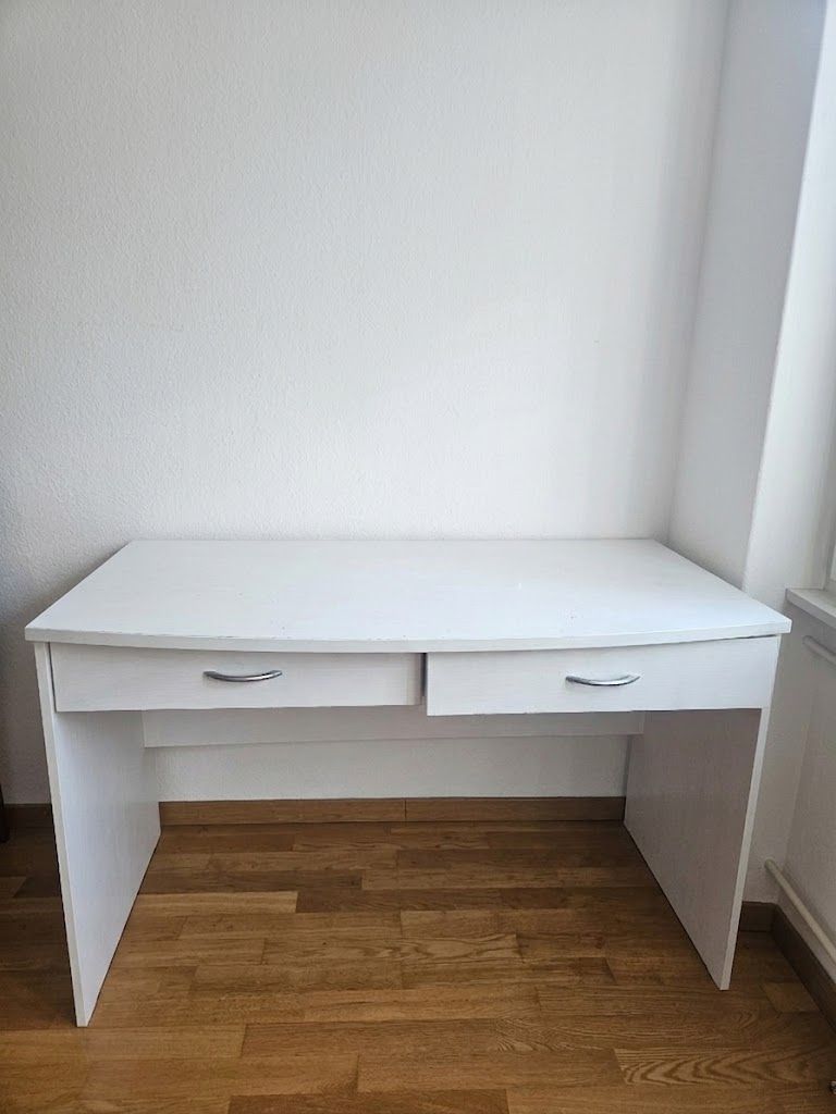 Bureaux: Bürotiscj – D'occasion à Luzern par amr_drt5
