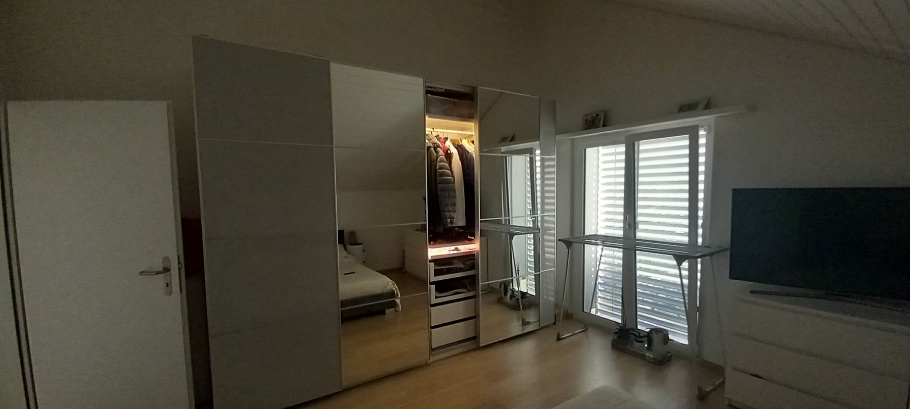 Armadi: Kleiderschrank im Schlafzimmer – Usato da Rüti ZH venduto da Gigi77BA