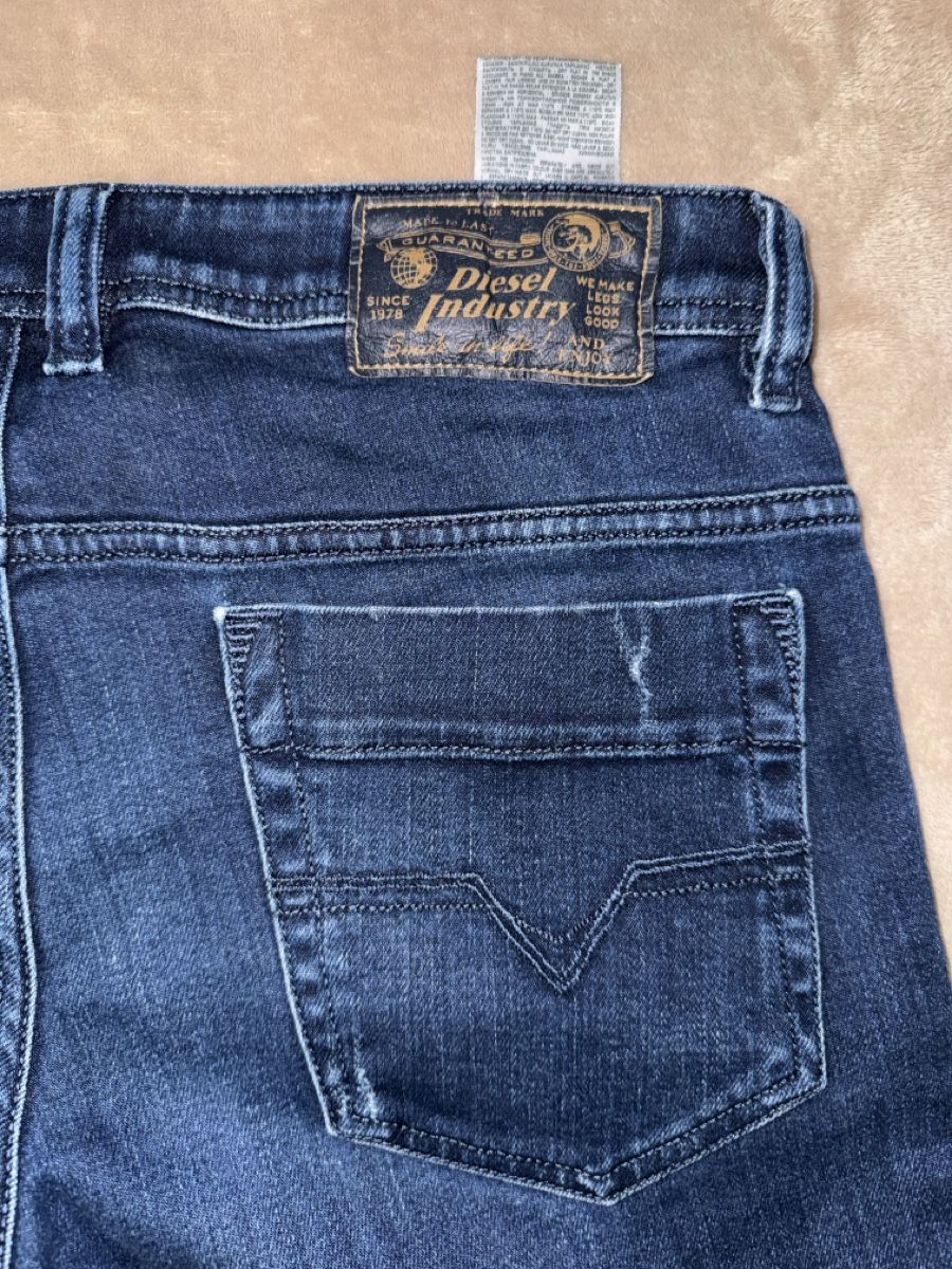 Diesel Jeans: Blue Jeans Originale Diesel Grösse 32/31 – Usato da Neftenbach venduto da Blade230S 4