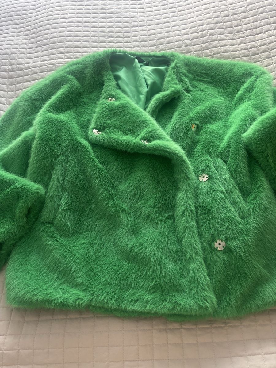 Vestes: Kunstpelzjacke gr.M – Neuf (Voir description) à Zug par Biki72 1