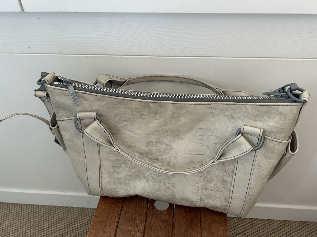 Freitag Taschen für Damen: Freitag Tasche Austen – Gebraucht aus Wohlen b. Bern von Honeypie 1