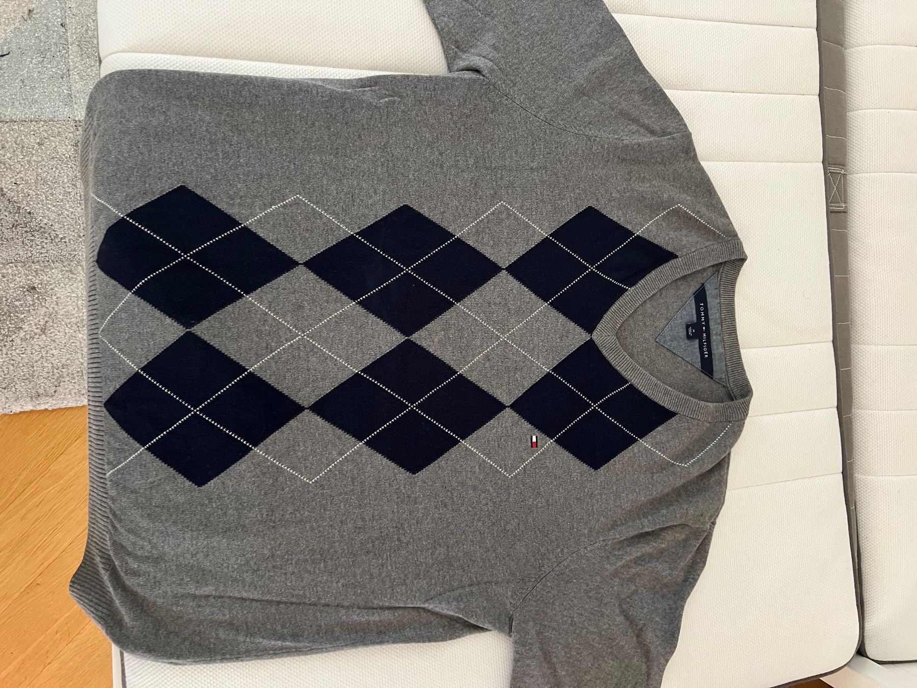 Tommy Hilfiger Maglioni & Felpe: Tommy Hilfiger Sweater - Like New – Nuovo (secondo la descrizione) da Zürich venduto da and_y8dy 1