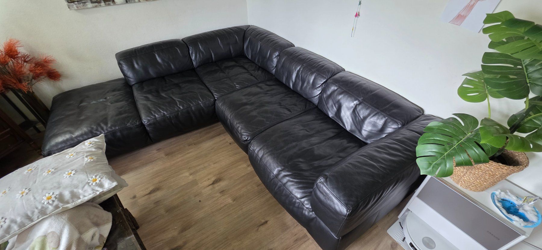 Divani: Schwarzes Designer Ecksofa aus hochwertigem Leder sehrrobust – Usato da Menzingen venduto da vannessa.studer 8