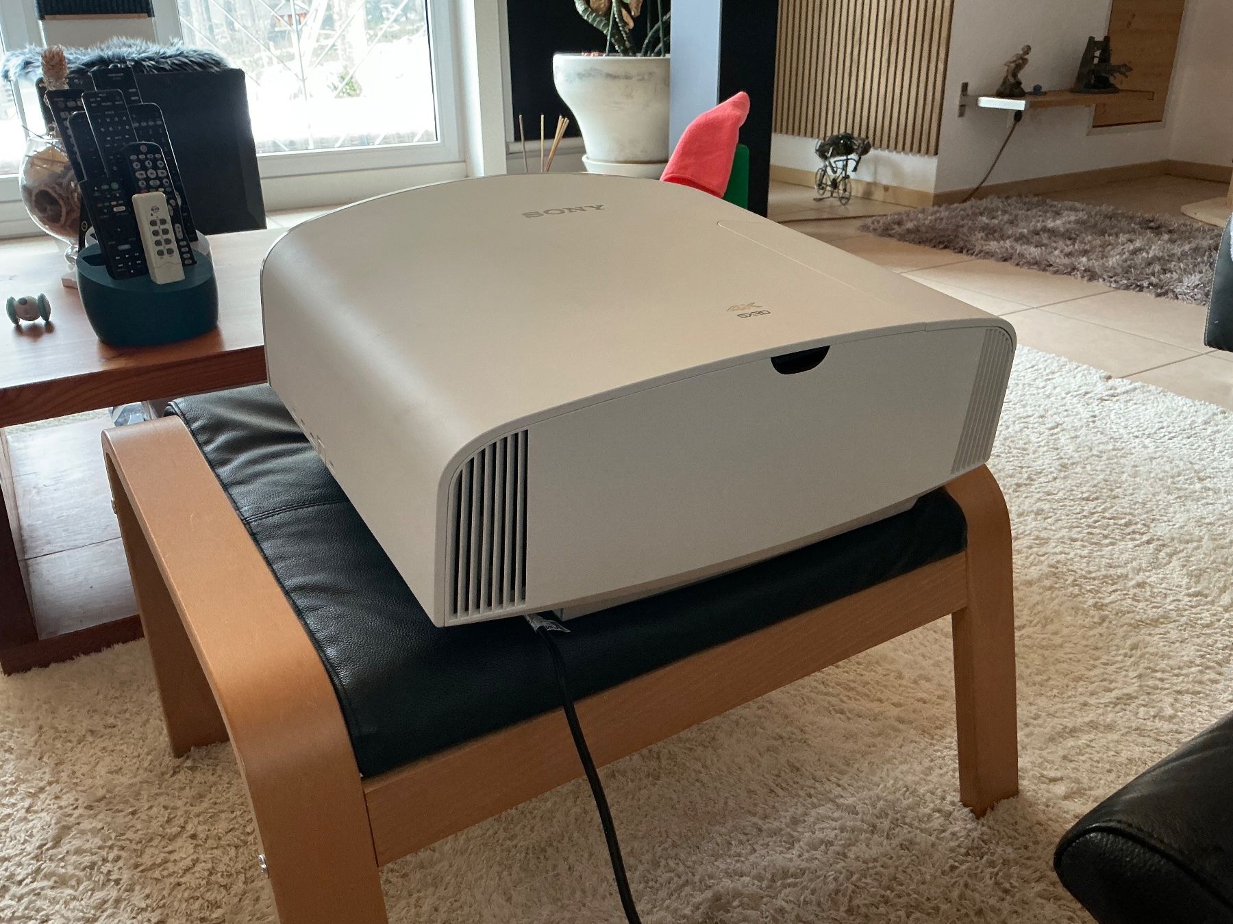 Sony Proiettori: Projecteur vidéo SONY VPL-VW270ES 4K – Usato da Chaumont venduto da mister_freeze 3