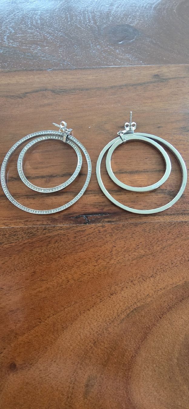 DKNY Ohrringe & -stecker: Ohrringe von DKNY – Gebraucht aus Ueberstorf von andrea898