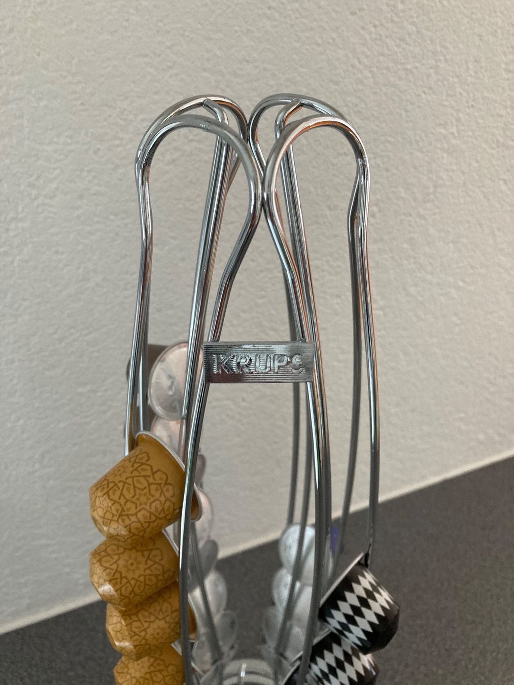 Nespresso Macchine per caffè & Macchine per espresso: Nespresso Kaffekapselhalter – Nuovo (secondo la descrizione) da Neu St.Johann venduto da har_f865 3