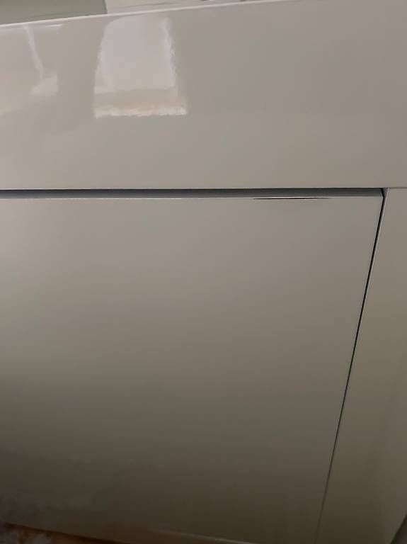 Cassettiere: Sideboard Kommode Hochglanz – Usato da Adliswil venduto da sil_v8dy 1