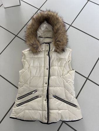 Winter Steppweste Zara Gr. S Kunstfell Kapuze beige weiss